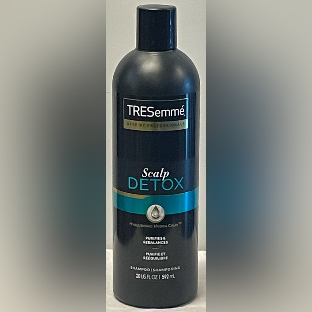 TRESemme Scalp Detox Shampoo - 20 fl oz